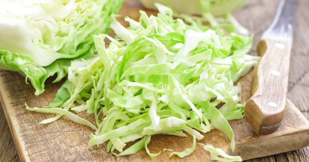 The Role of Cabbage in Authentic Mexican Backyard Taco